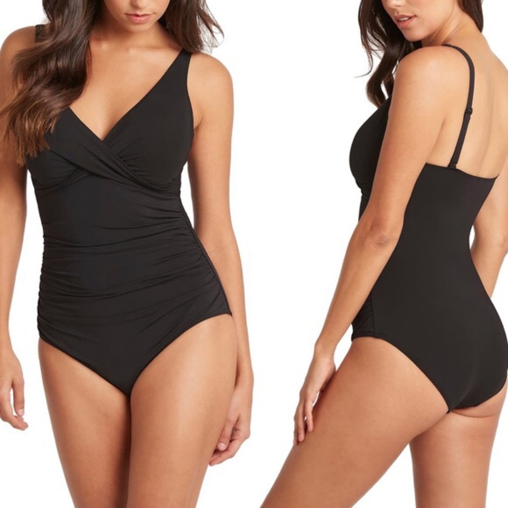 Sea level cross front one piece swim suit size 8